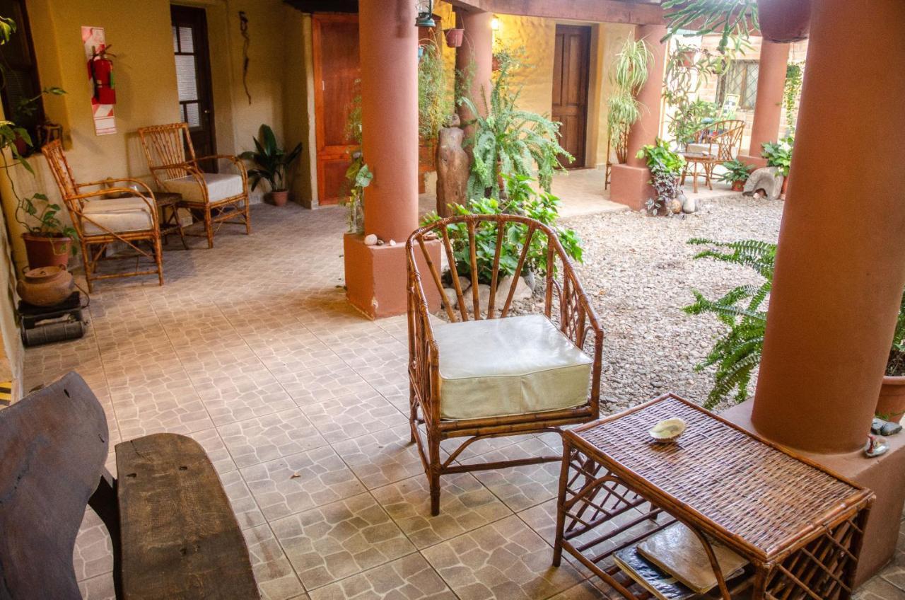 La Montana Bed & Breakfast Cafayate Exterior photo